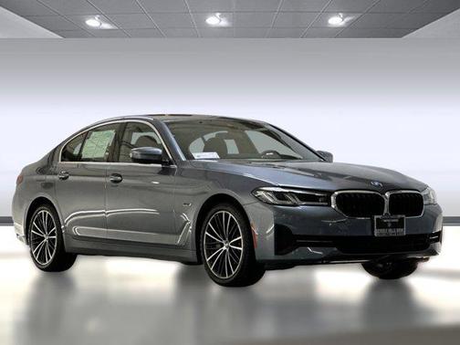 2022 BMW 530e Base