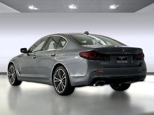 2022 BMW 530e Base