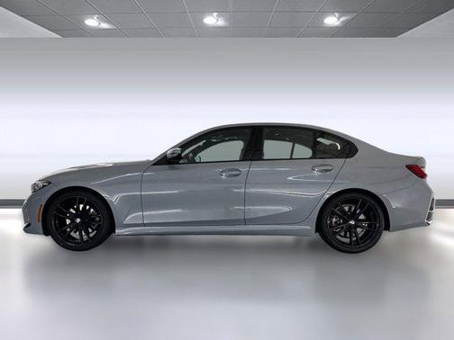 2023 BMW 330 330i