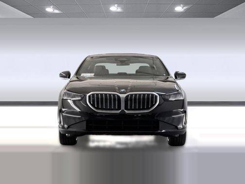 Black Sapphire Metallic 2026 BMW 530 530i