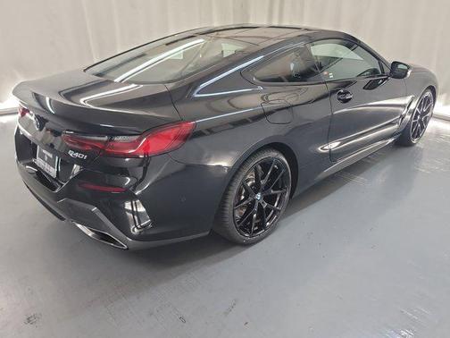 2022 BMW 840 i