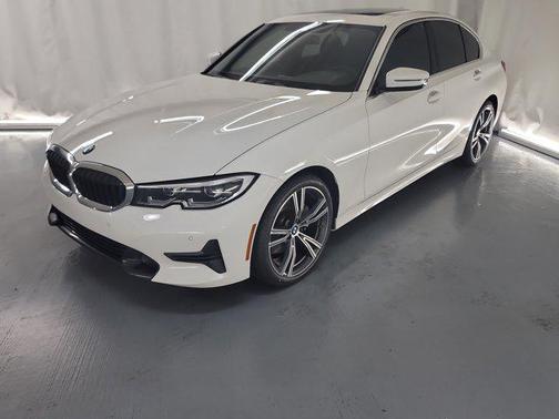 2022 BMW 330 330i