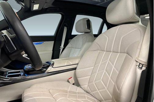 2024 BMW i7 xDrive60