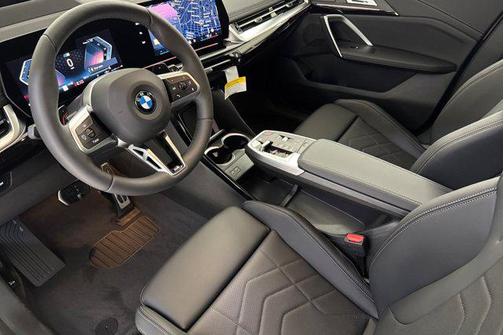 Black Sapphire Metallic 2026 BMW X1 xDrive28i