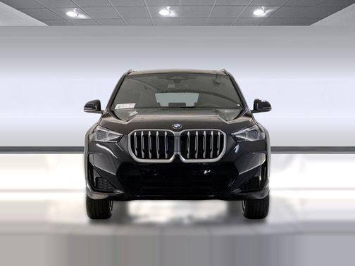 Black Sapphire Metallic 2026 BMW X1 xDrive28i