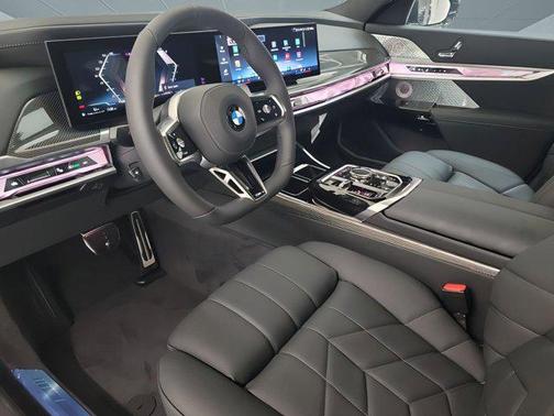 2025 BMW 760 i xDrive