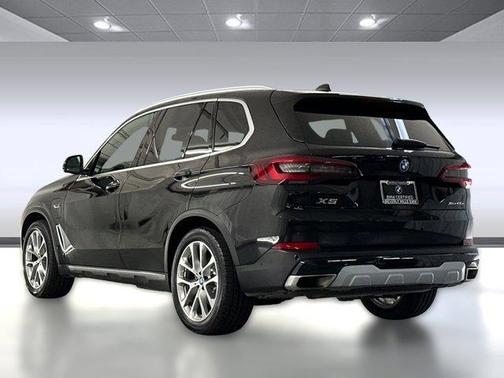 2023 BMW X5 PHEV xDrive45e