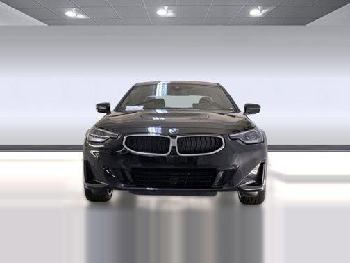 2026 BMW 230 230i