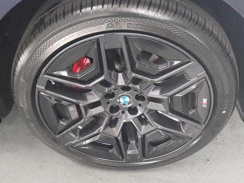 2026 BMW iX xDrive60