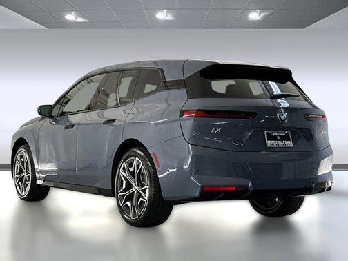 2026 BMW iX xDrive45