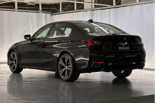2022 BMW 330 330i