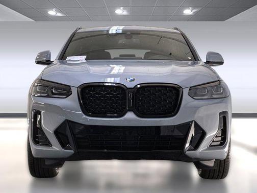 2025 BMW X4 xDrive30i