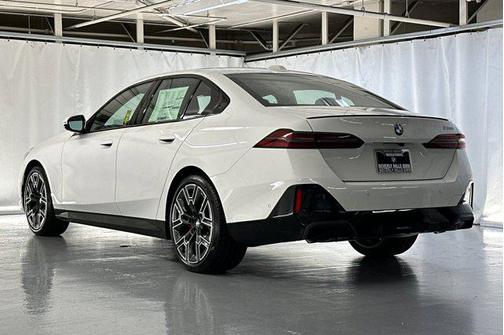 2026 BMW 530 i