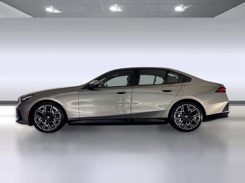 2025 BMW i5 xDrive40