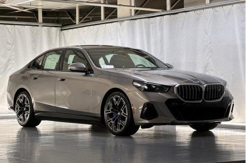 2025 BMW i5 xDrive40