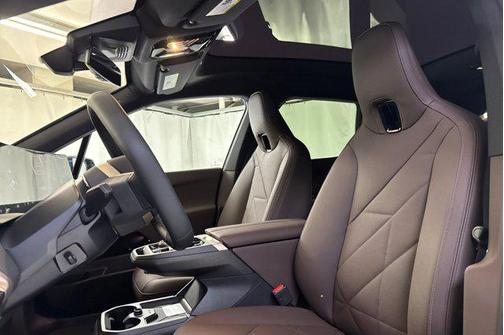 2026 BMW iX xDrive45