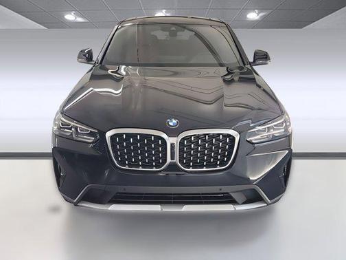 2025 BMW X4 xDrive30i