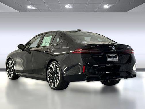 2026 BMW 550e xDrive