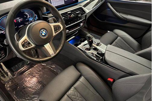 2023 BMW 530e Base