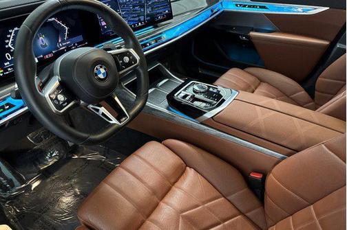 2023 BMW 760 i xDrive