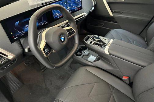 2026 BMW iX xDrive60