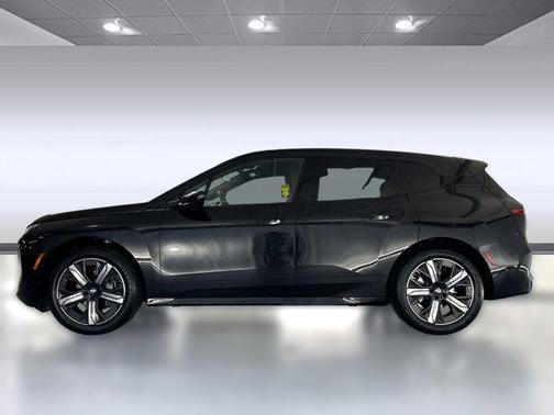 2026 BMW iX xDrive60