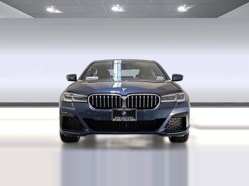 2023 BMW 530 i