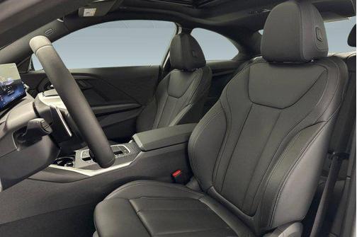 2025 BMW 230 i