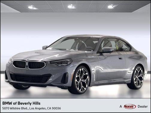 2025 BMW 230 i