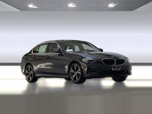 2022 BMW 330e 330e