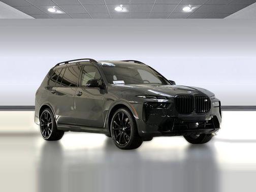 2024 BMW X7 M60i