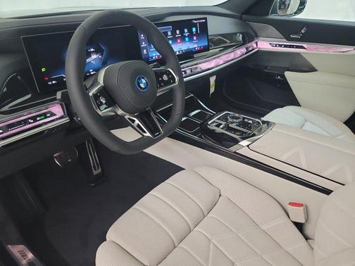2025 BMW i7 xDrive60