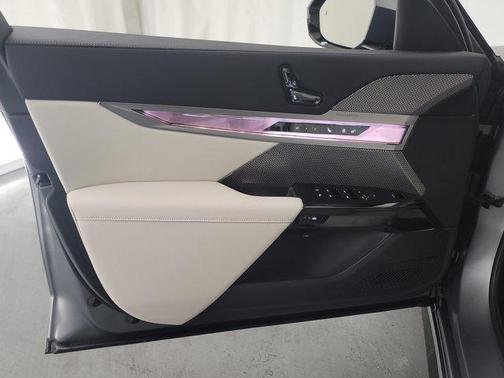 2025 BMW i7 xDrive60