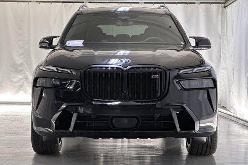 2026 BMW X7 M60i
