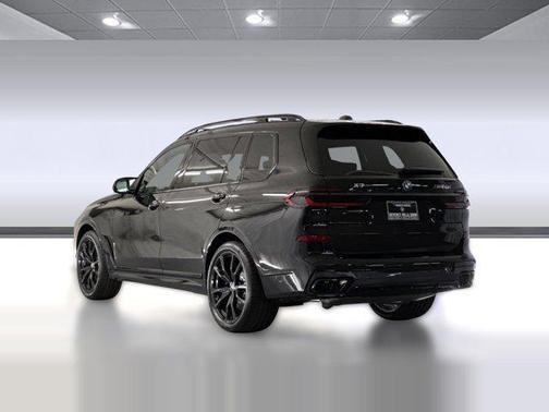 2026 BMW X7 M60i