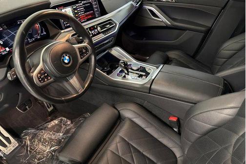 2023 BMW X6 xDrive40i
