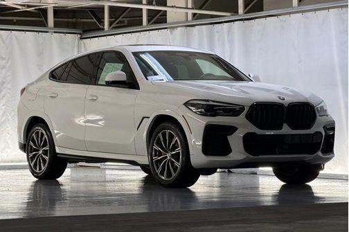2023 BMW X6 xDrive40i