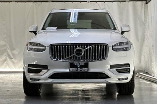 2022 Volvo XC90 T6 Inscription