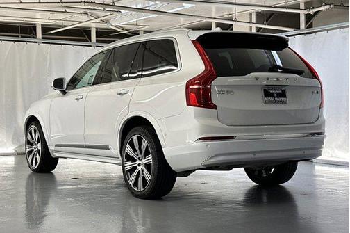 2022 Volvo XC90 T6 Inscription
