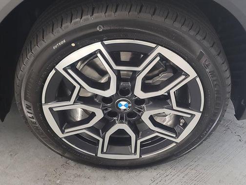 2025 BMW X2 xDrive28i