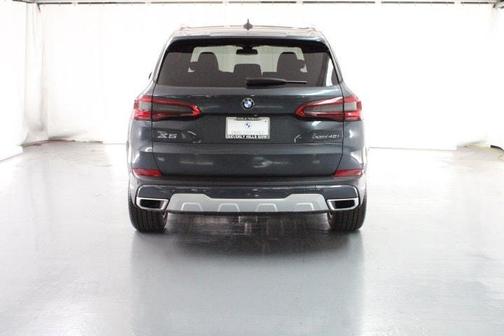 Photo 4 of 38 of 2019 BMW X5 xDrive40i