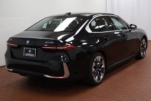 2025 BMW i5 xDrive40