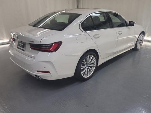 2024 BMW 330 i