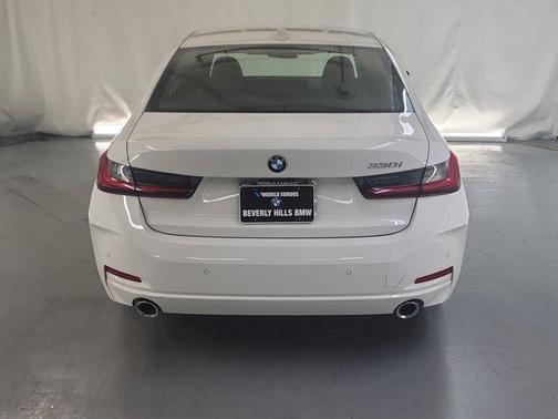2024 BMW 330 i