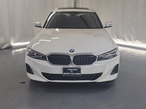 2024 BMW 330 i