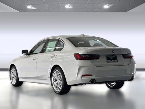 2025 BMW 330 i