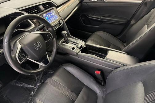 Platinum White Pearl 2019 Honda Civic EX-L
