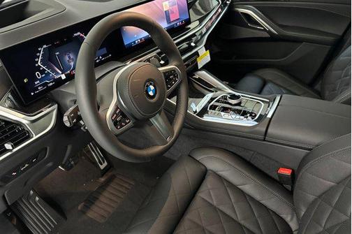 2026 BMW X6 xDrive40i
