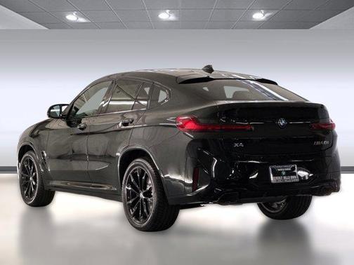 2025 BMW X4 M40i