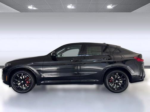2025 BMW X4 M40i